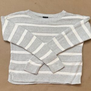 Abercrombie & Fitch Gray and White Striped Sweater Size XS